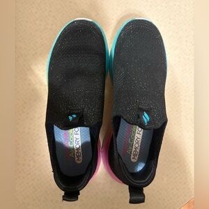 Sketchers size 1 air-cooled memory foam